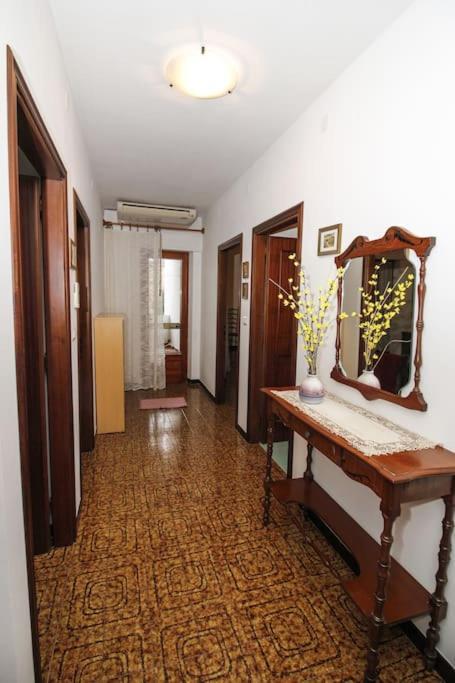La Casa Di Carlo Apartamento SantʼAntìoco Exterior foto