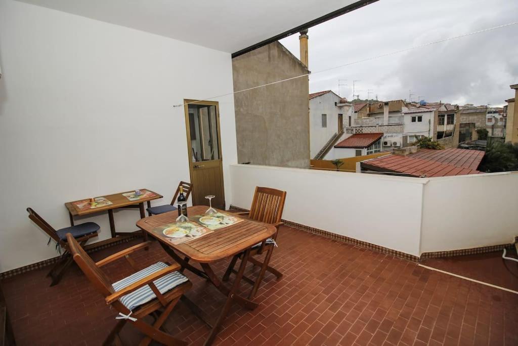 La Casa Di Carlo Apartamento SantʼAntìoco Exterior foto