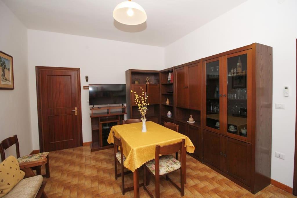 La Casa Di Carlo Apartamento SantʼAntìoco Exterior foto